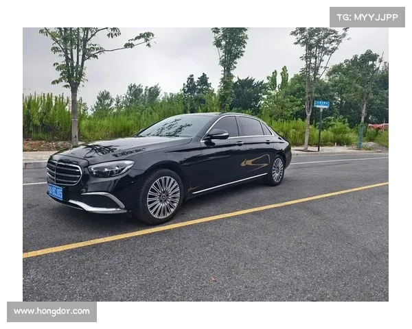 全新奔驰E级E300 de：柴油混动版如何？